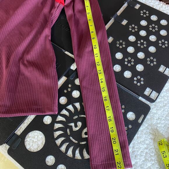 Jordan Women’s Long Sleeve Tight Fit Ribbed Mock Neck Top Pink Red Size S - Picture 8 of 8